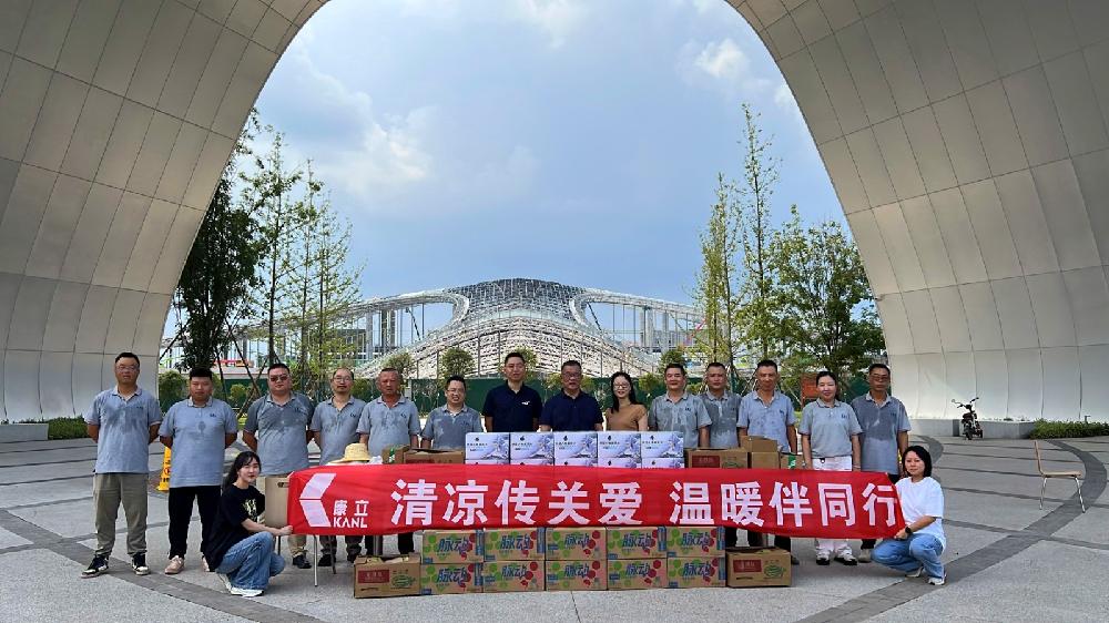 公司领导赴多地项目一线慰问，筑牢高温作业安全防线